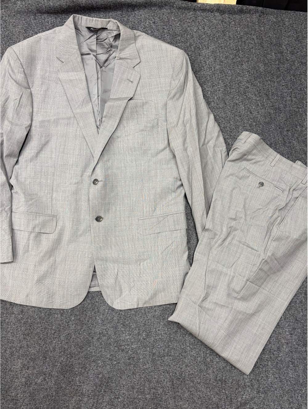 Jos. A. Bank Signature Collection Men's 2-Piece Suit Size 46